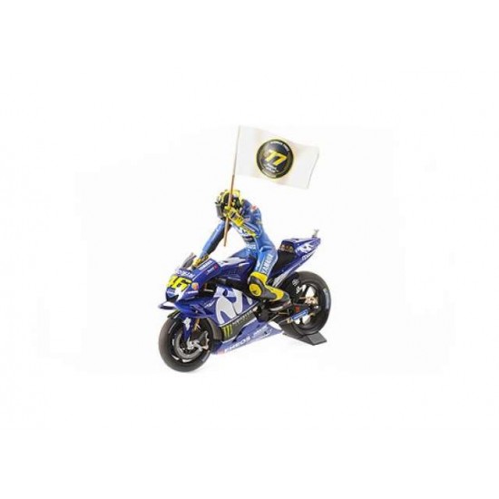 Machetă moto Minichamps [1:12] - Yamaha 2018 YZR-M1 Movistar 46 Valentino Rossi Catalunyia Gp With Figure And Flag - Blue